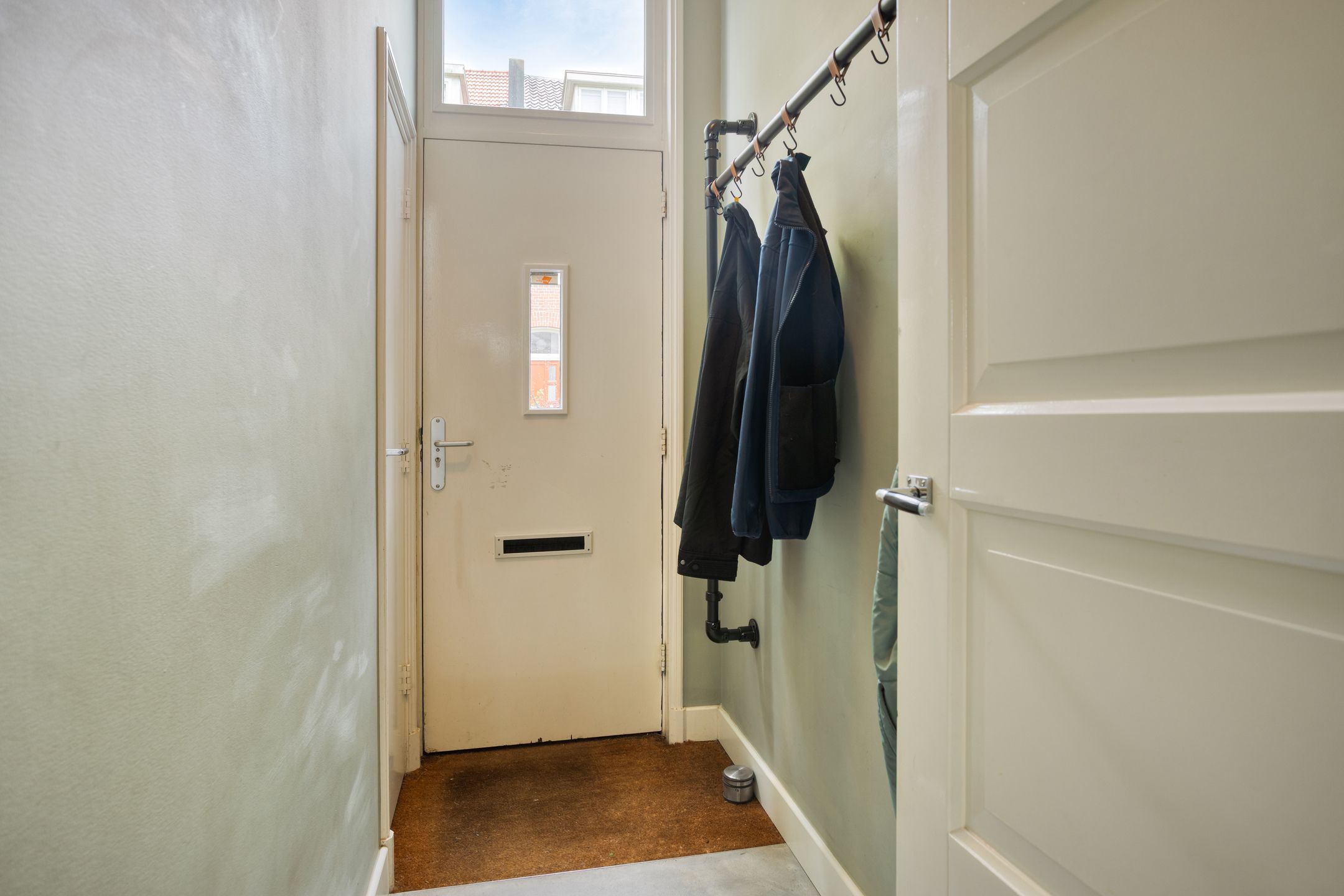 Photo 39 of Van Hasseltstraat 125