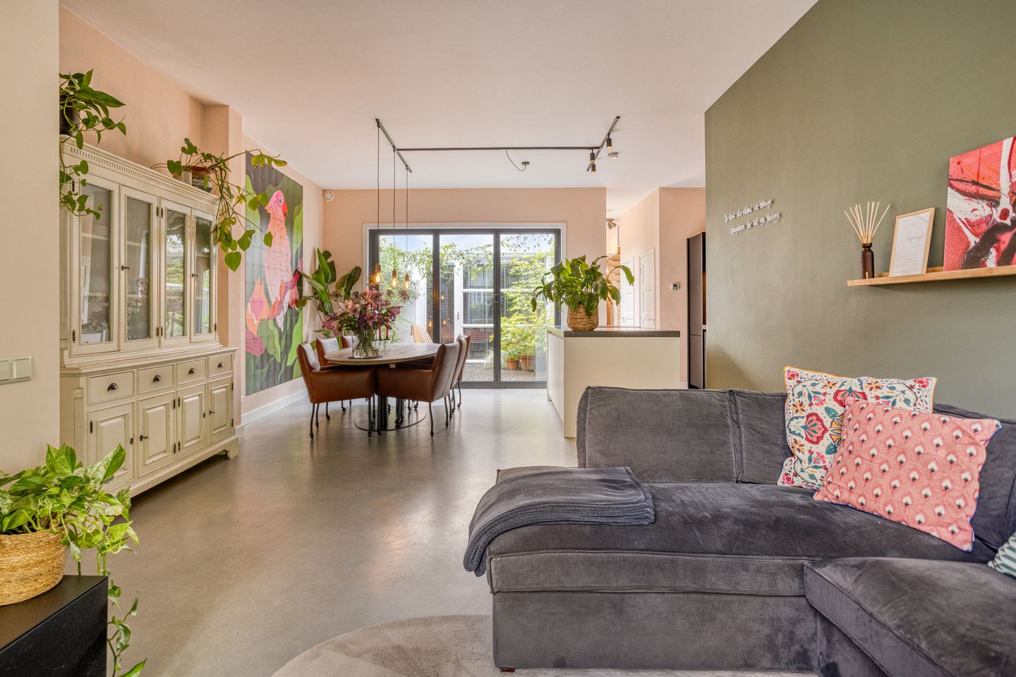 Photo 5 of Van Hasseltstraat 125