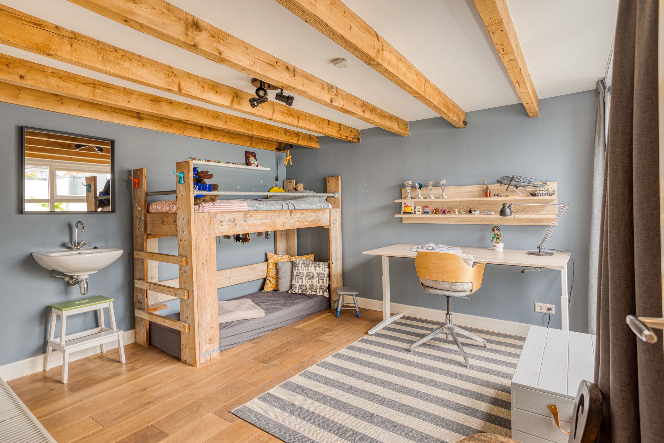 Photo 30 of Van Hasseltstraat 125