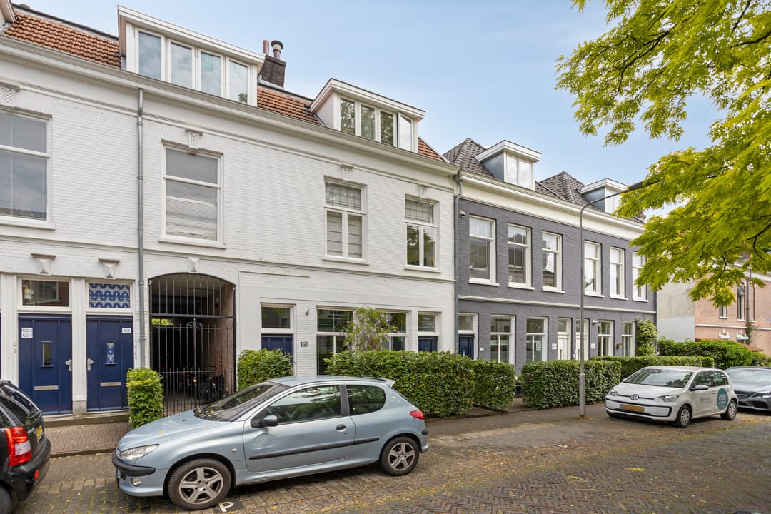 Photo 41 of Van Hasseltstraat 125