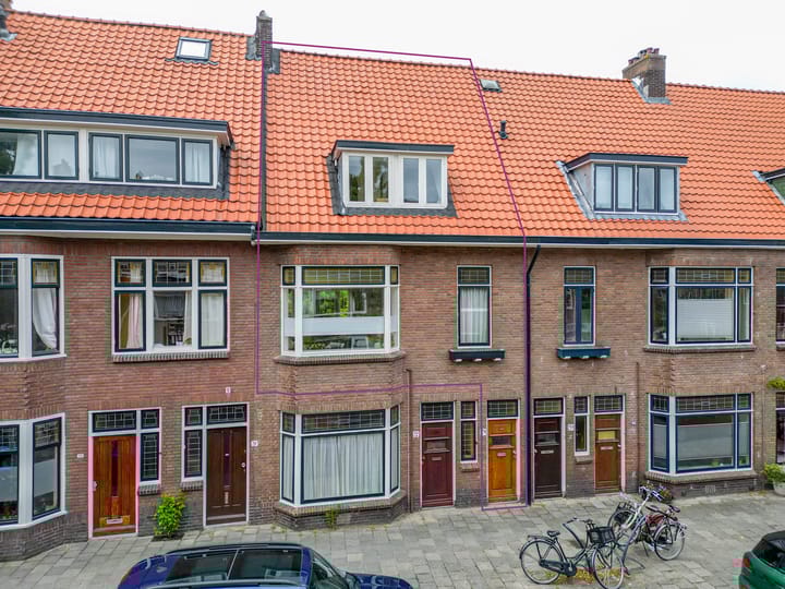 Foto 1 van Van 't Hoffstraat 27-A