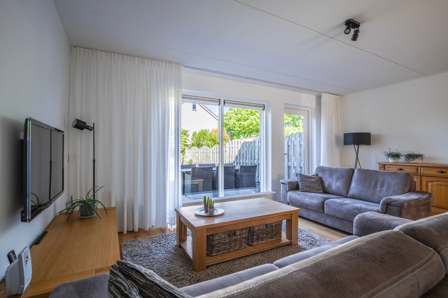 Photo 4 of Spinet 29