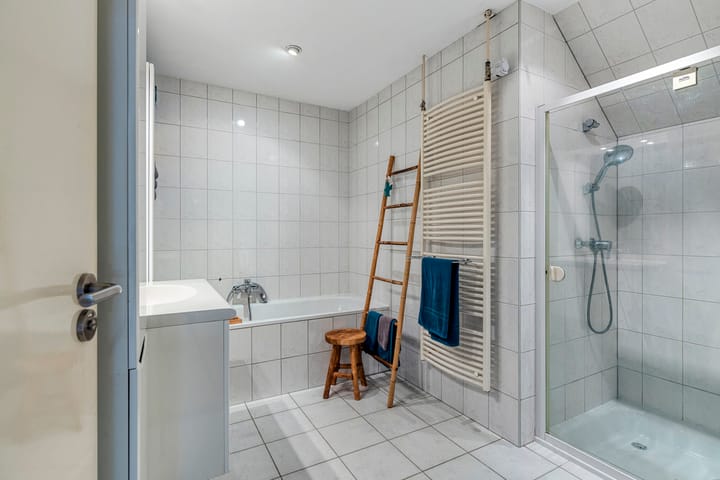 Foto 33 van Hegge 32