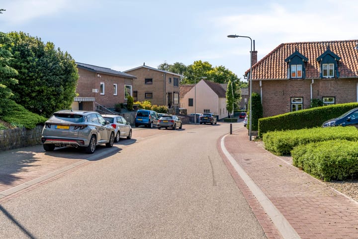 Foto 51 van Hegge 32