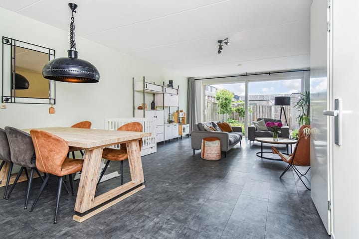 Foto 9 van Andrea Domburgsingel 9