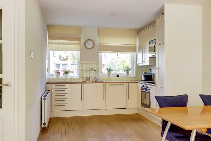 Foto 6 van Nereusburg 82