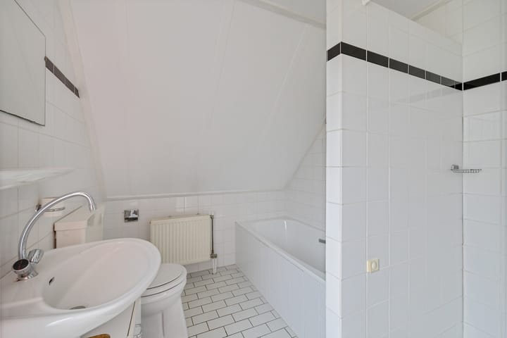 Photo 24 of De Tille 17