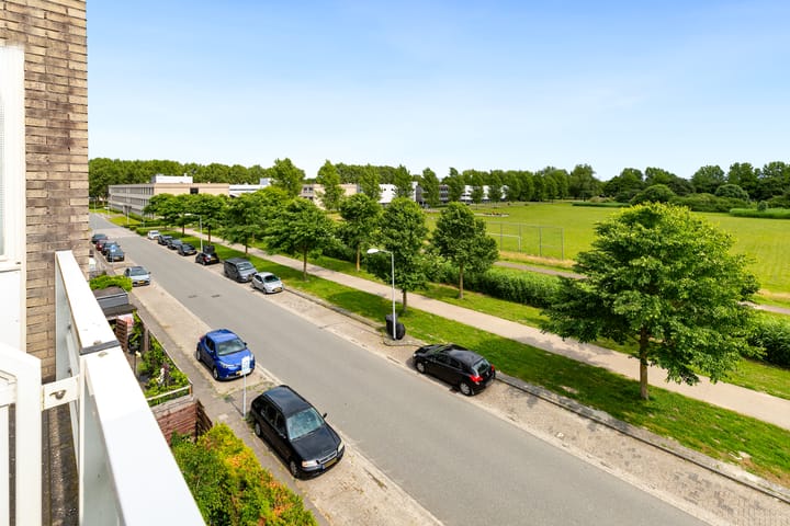 Foto 18 van J.T.P. Bijhouwerhof 83