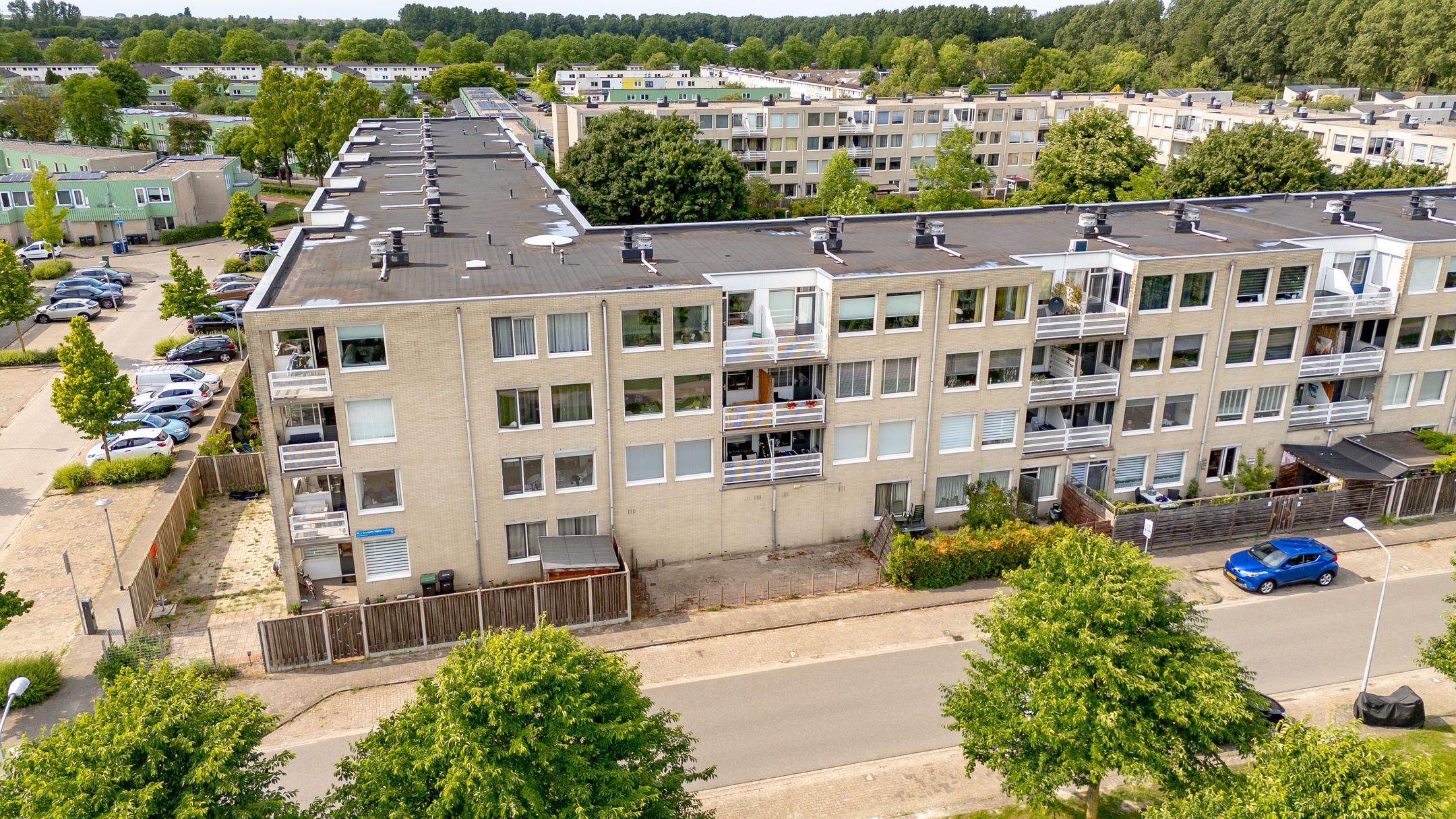 Foto 54 van J.T.P. Bijhouwerhof 83