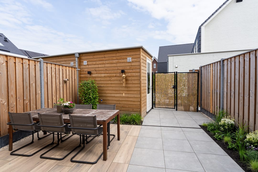 Foto 2 van Zilverlinde 6