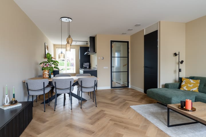 Photo 3 of Zilverlinde 6