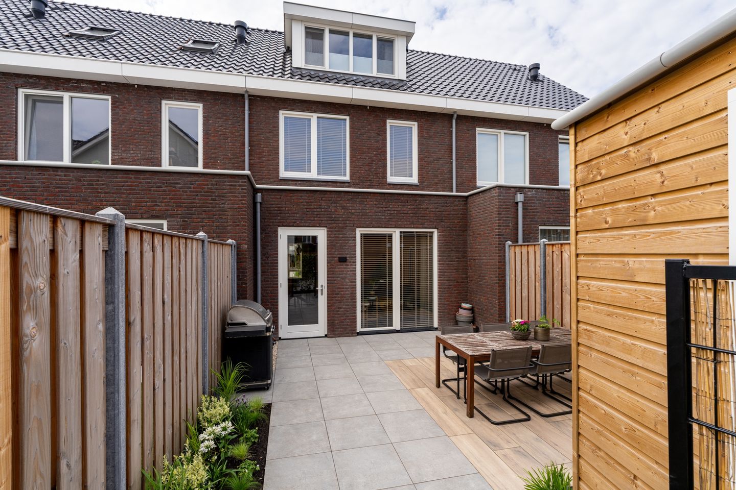 Foto 4 van Zilverlinde 6