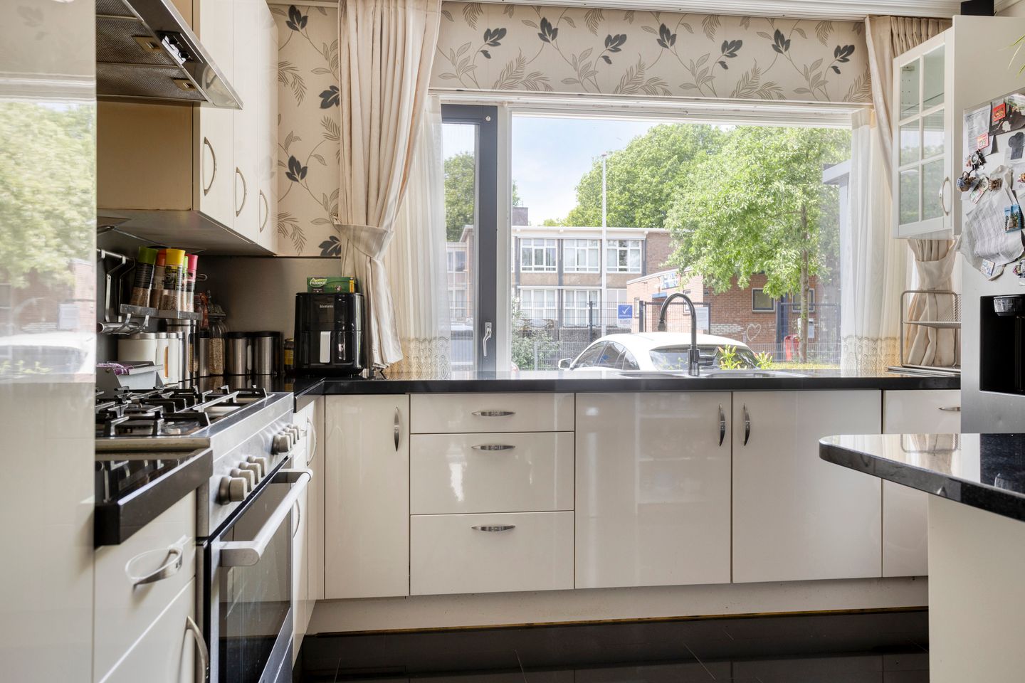 Photo 10 of Sommelsdijkstraat 20