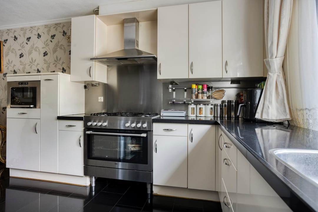 Photo 11 of Sommelsdijkstraat 20