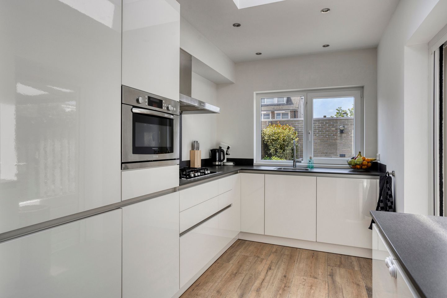 Photo 10 of Schubertstraat 14