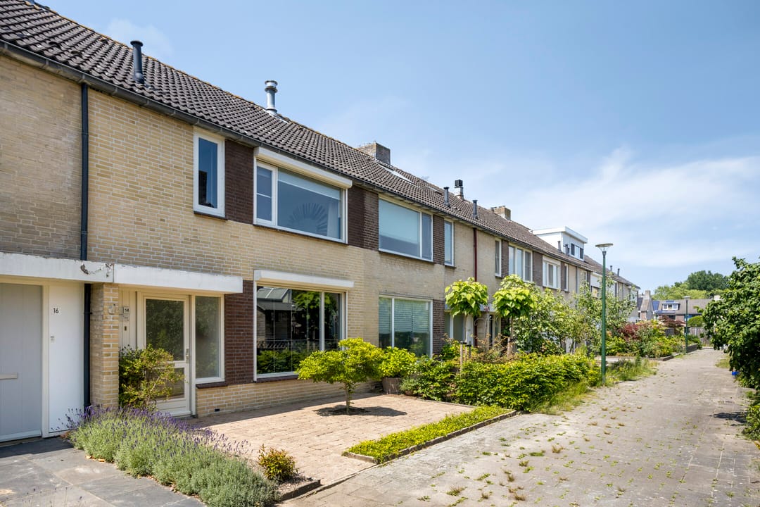 Photo 23 of Schubertstraat 14