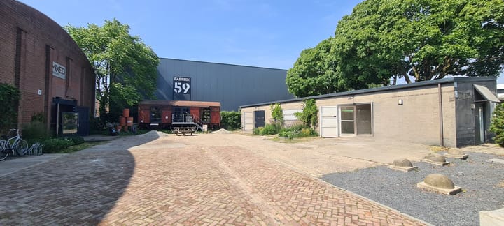 Lovensekanaaldijk 43, Tilburg