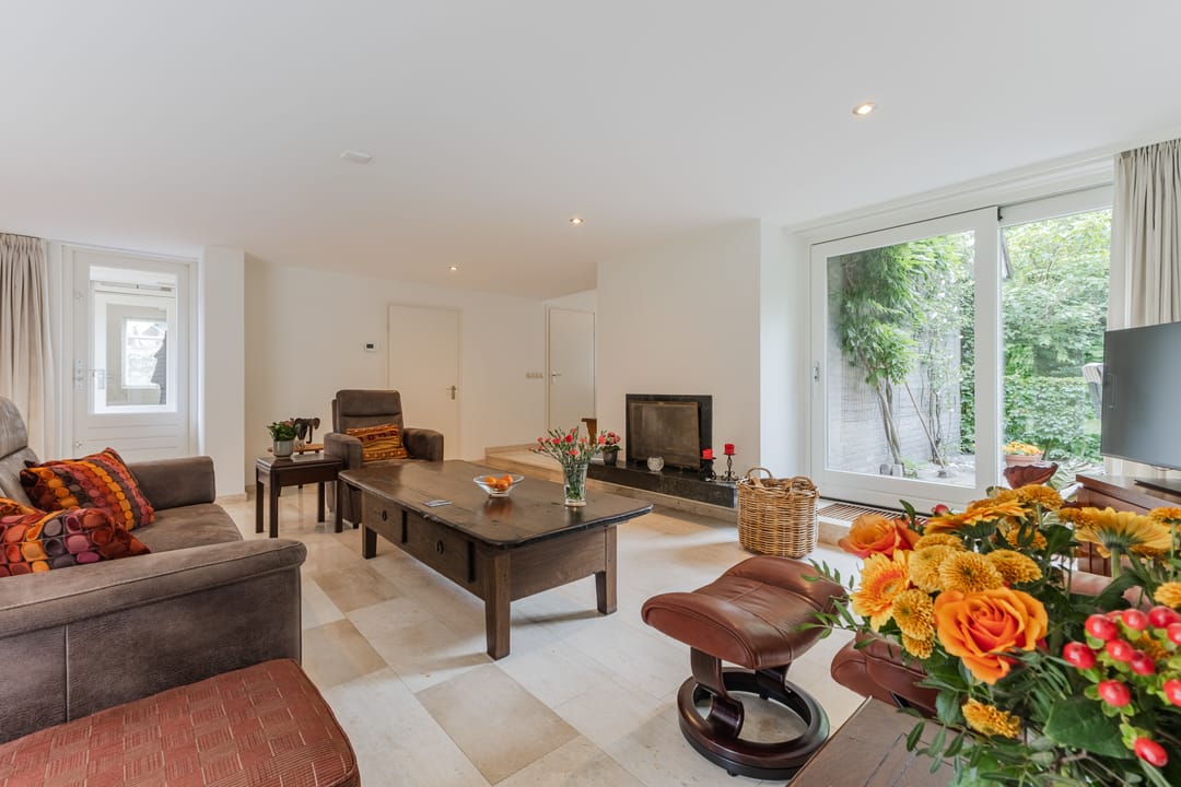 Photo 8 of Mercury 8