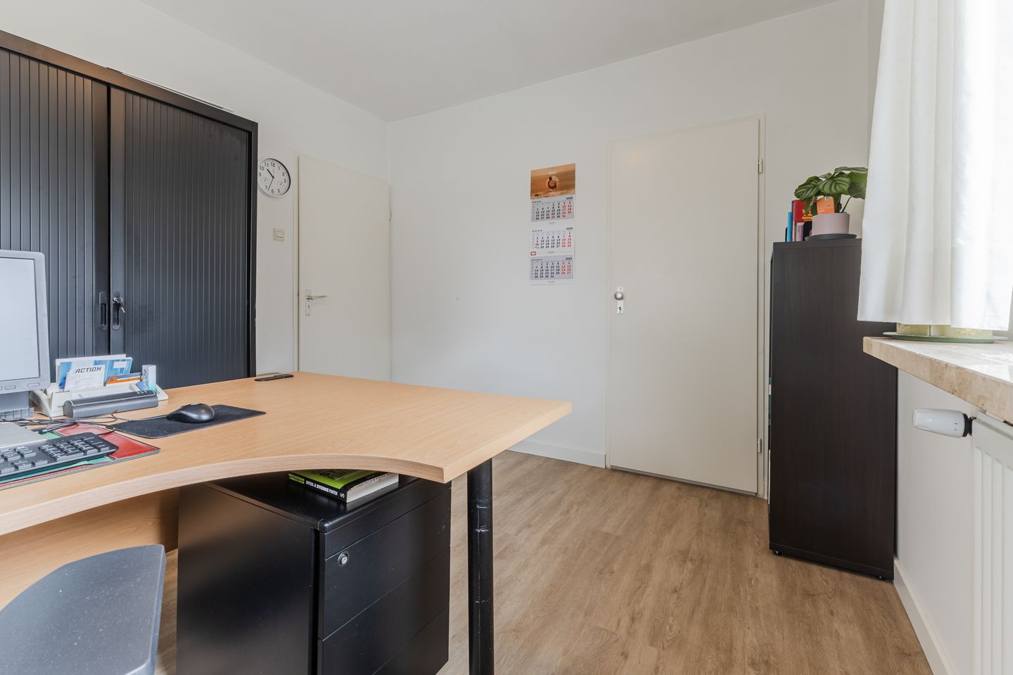 Photo 14 of Mercury 8