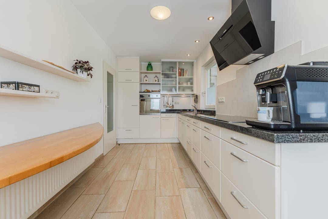 Photo 16 of Mercury 8