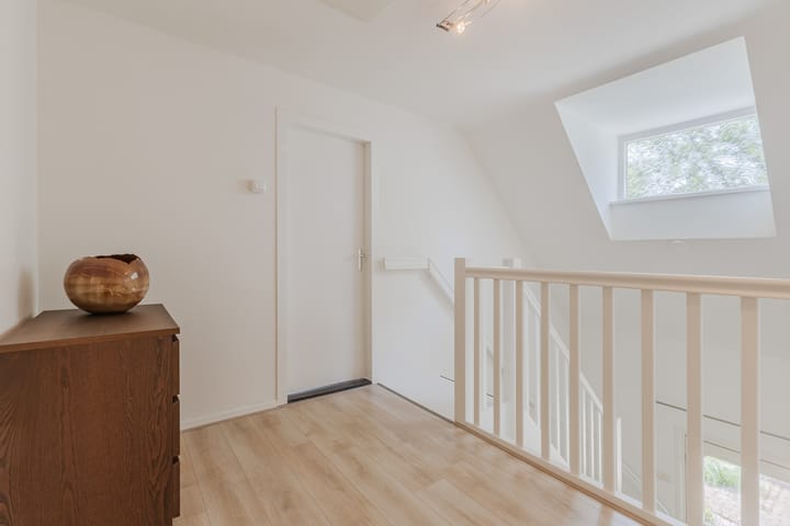 Foto 24 van Mercury 8