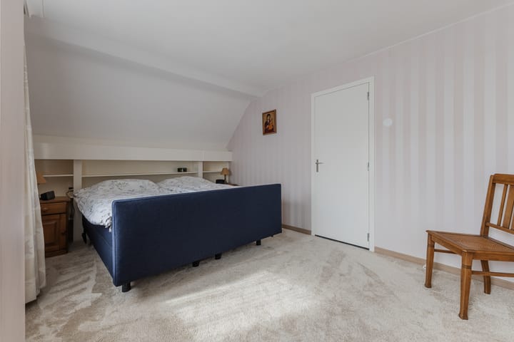 Foto 28 van Mercury 8