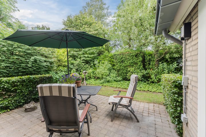 Foto 45 van Mercury 8