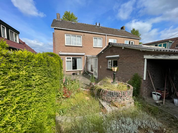 Foto 11 van Spoorstraat 7-A