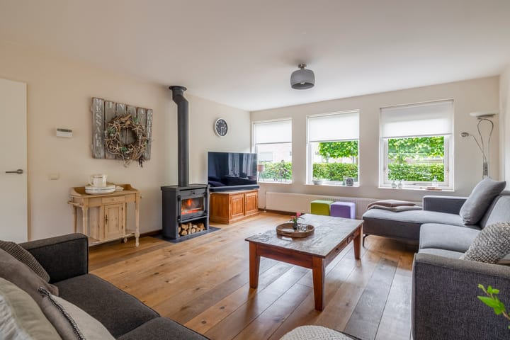 Foto 9 van Steenloper 1