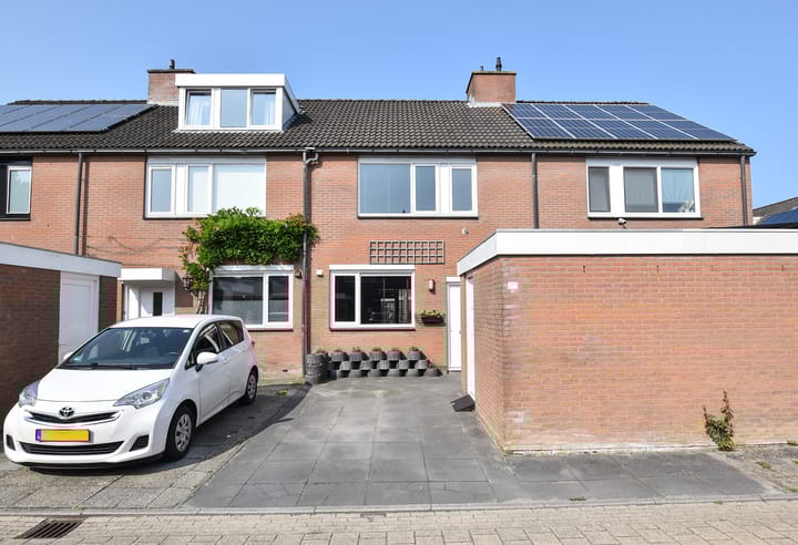 Foto 1 van Oostzeestraat 177