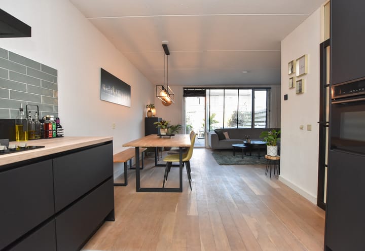 Foto 6 van Oostzeestraat 177