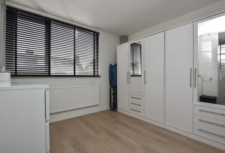 Foto 12 van Oostzeestraat 177