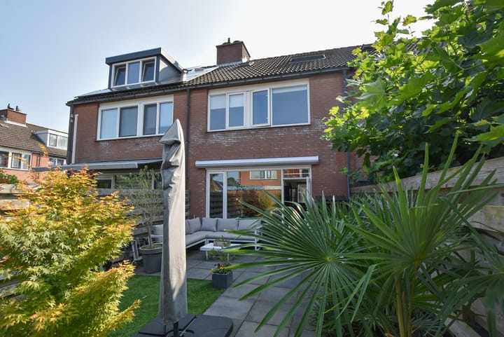 Foto 21 van Oostzeestraat 177