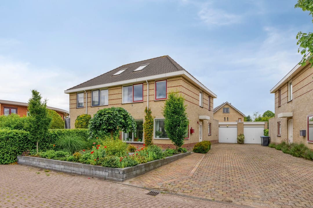 Foto 1 van Meeuwenlaan 34