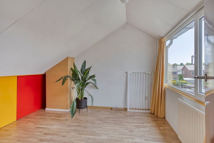 Foto 25 van Louise de Colignylaan 32