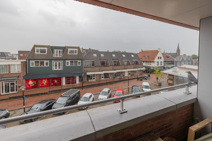 Foto 27 van Henri Dunantplein 63