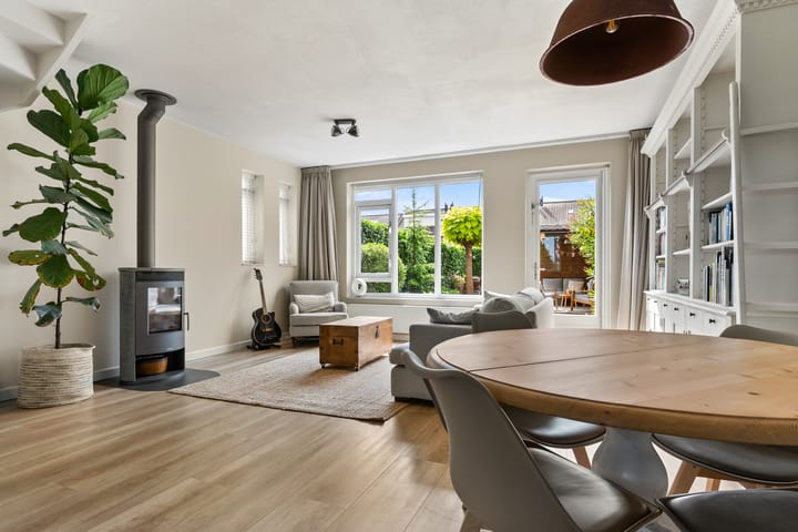 Foto 2 van Van Raemdonckstraat 52