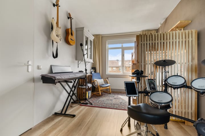 Foto 23 van Van Raemdonckstraat 52