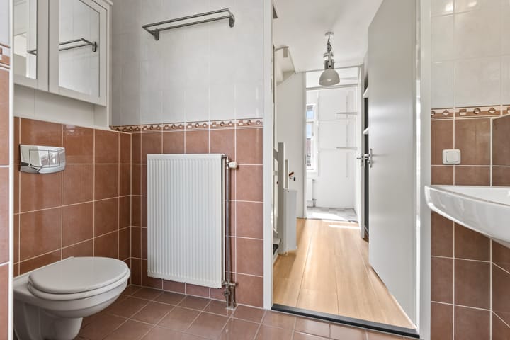 Foto 28 van Van Raemdonckstraat 52