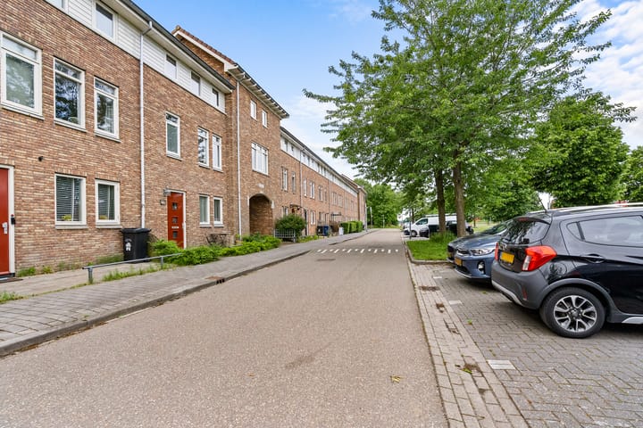 Foto 53 van Van Raemdonckstraat 52