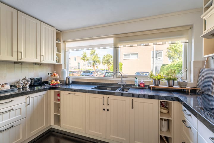 Foto 7 van Bizetstraat 17