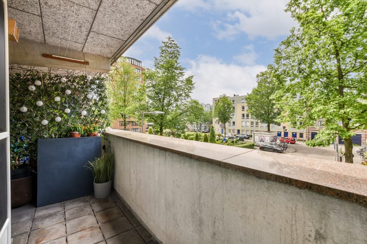 Photo 11 of Windroosplein 134