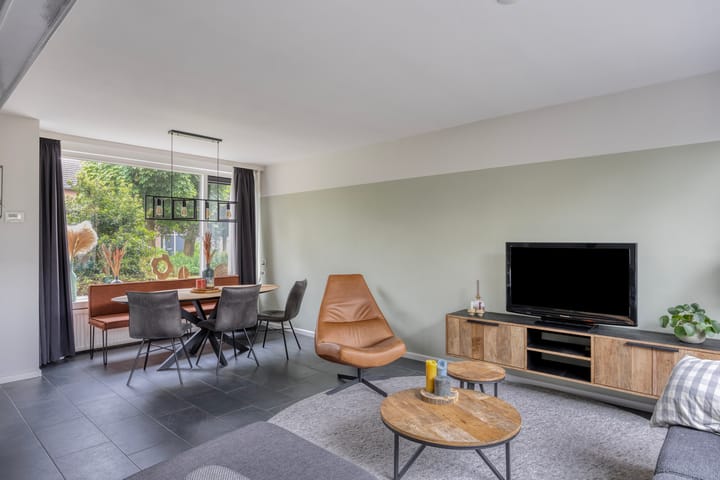 Foto 6 van Bloemhofweg 104