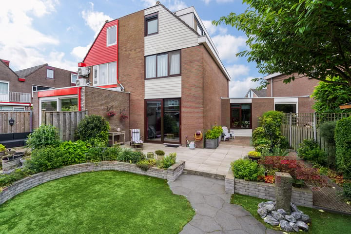 Foto 2 van Echtpaar Curiedreef 9