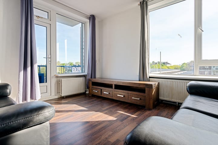 Foto 13 van Leyweg 547