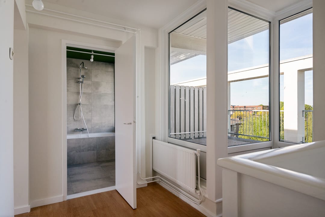 Foto 28 van Leyweg 547