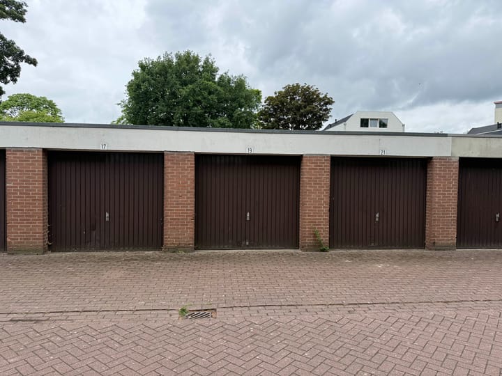 Photo 2 of Lucas Gasselstraat garage nr. 19