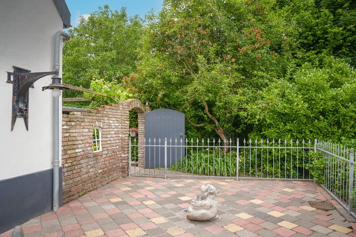 Photo 60 of Maasdijk 42