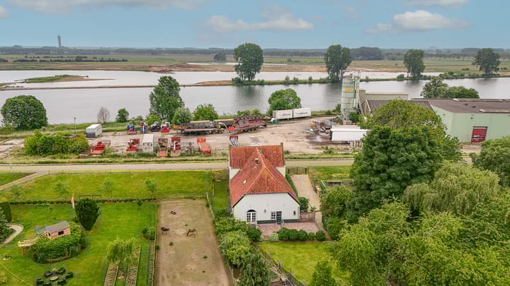 Photo 69 of Maasdijk 42