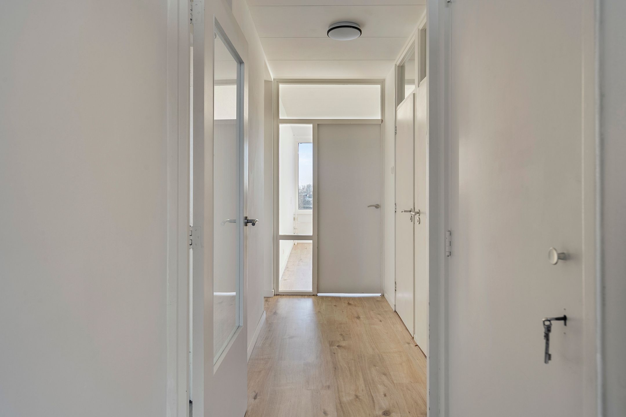 Foto 3 van Bart Verhallenplein 166